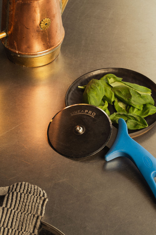 Professional Pizza Cutter